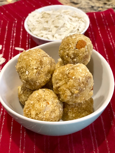 Flattened Rice Poha Balls With Coconut Jaggery Aval Unda Cooking 