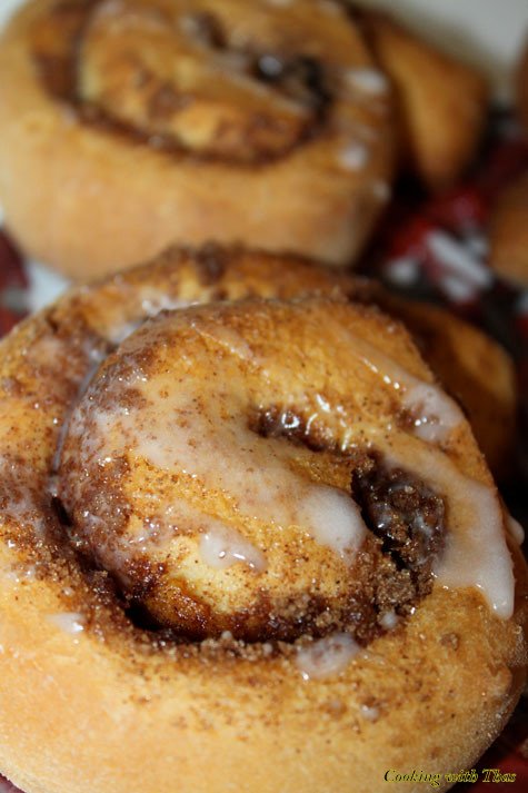 Cinnamon Raisin Rolls