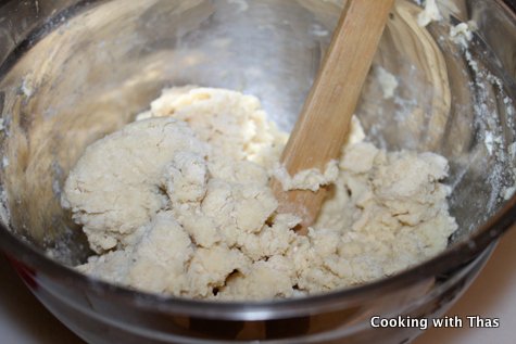 making_paratha dough