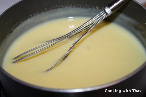 making vanilla pudding