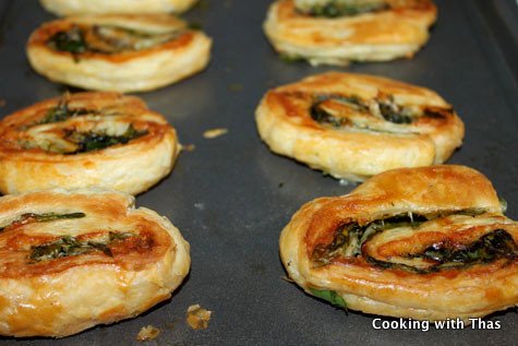 baked spinach rolls