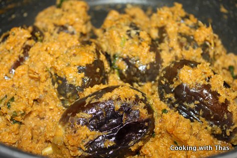 cooking stuffed eggplant