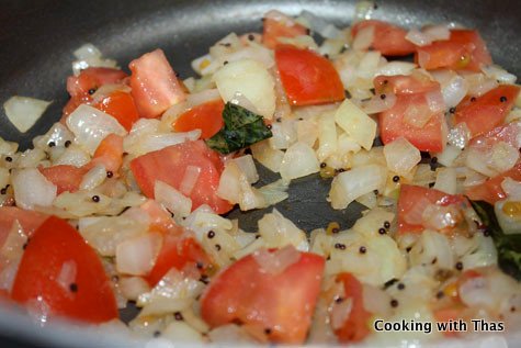 making-bitter-gourd-roast