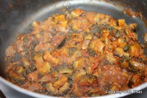 making bitter-gourd roast