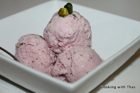 strawberry ice cream
