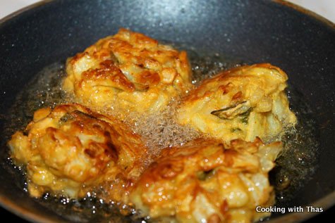 frying-onion fritters