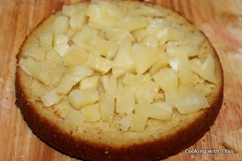 making pineapple cake