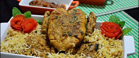 Dilkush – Pastry with a sweet filling in it