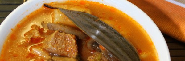 Maqluba (Makloubeh) Recipe – Upside Down Chicken and Rice | Traditional Palestinian Dish